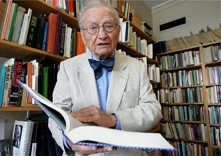 Paul Samuelson defines the mathematical evolution of price theory and then influences many economists in business cycle theory and macro asset management.